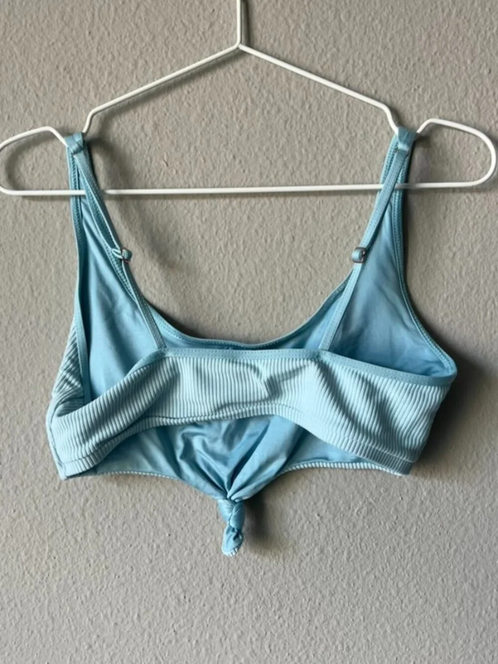 FRANKIES BIKINIS Sky Blue Ribbed Front Knot Tie Bralette Bikini Top Size M